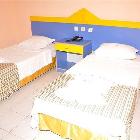 Sundream Apartments Мармарис Экстерьер фото